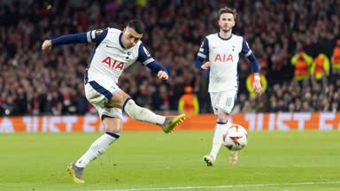 Highlights: Spurs schießen sich für Frankfurt warm