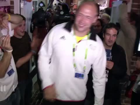 Diskus-Riese Harting: (Werbe-) Star auf Urlaubssuche