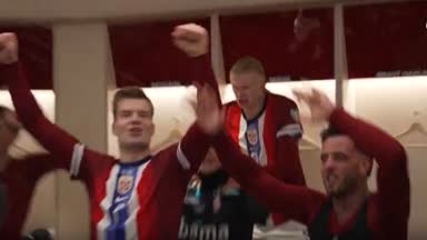 Kabinenparty! So wild feiern Haalands Norweger