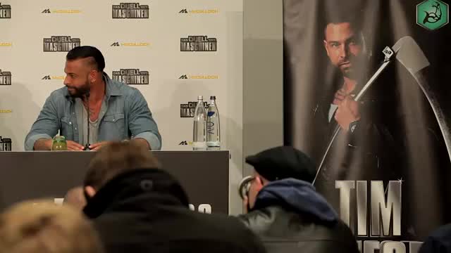 Duell der Maschinen - Wiese gegen Hightech