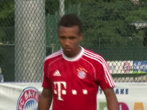 Bayern bindet Talente Schöpf und Green