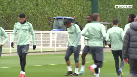 Taumelndes Tottenham träumt vom Titel