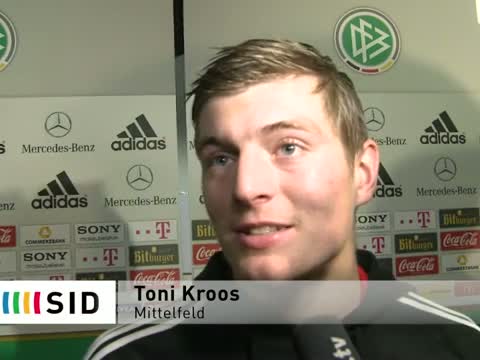 DFB-Elf zaubert gegen Holland-Müller, Klose, Özil treffen