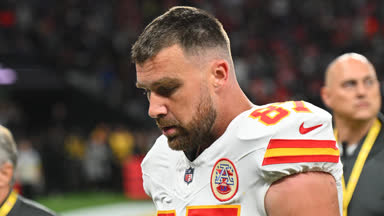 Kelce-Shirt beim Aufwärmen sorgt für Kritik
