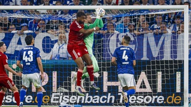 Hier hält Karius den Aufstieg fest