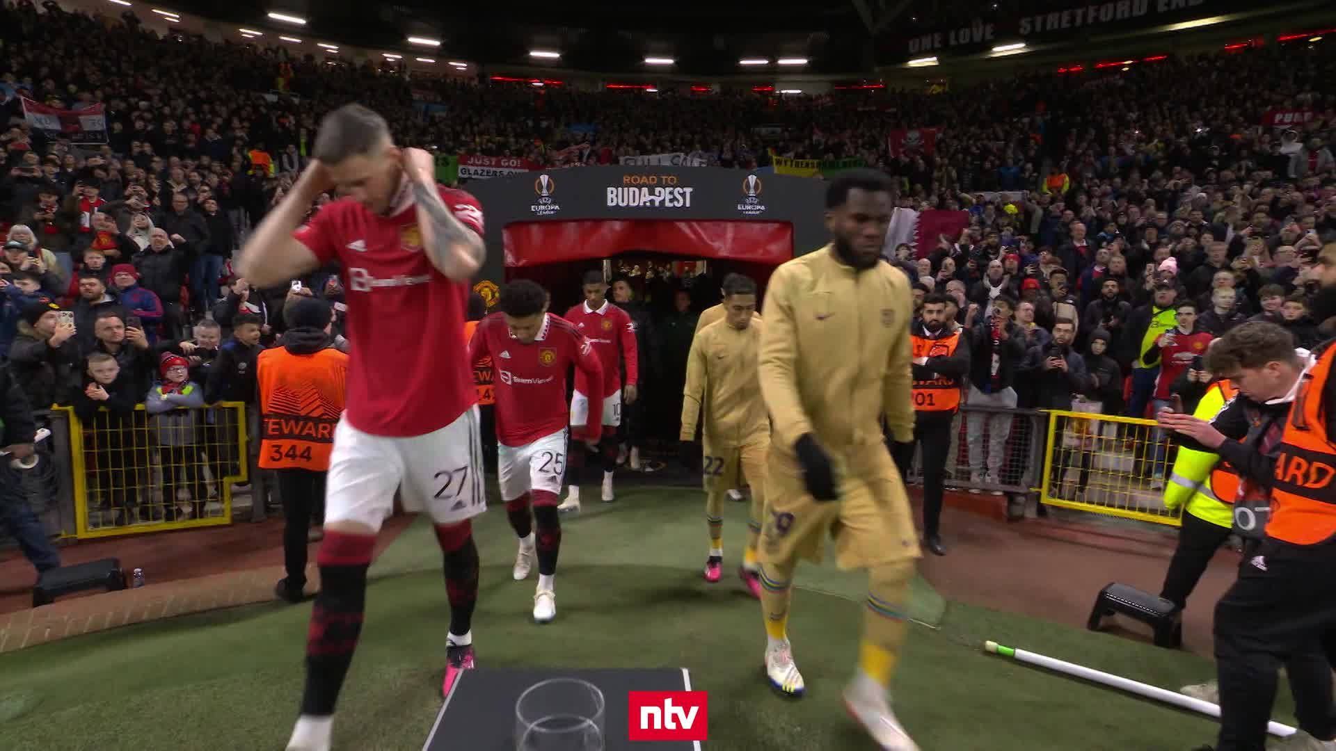 Highlights: ManUnited wirft Lewandowski und Barca raus!