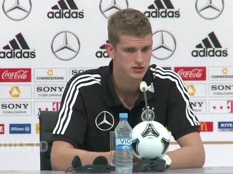 Lars Bender: Mir blieb nichts übrig, als ihn reinzuhauen