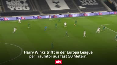 Traumtor aus 50 Metern! Absicht oder nicht?