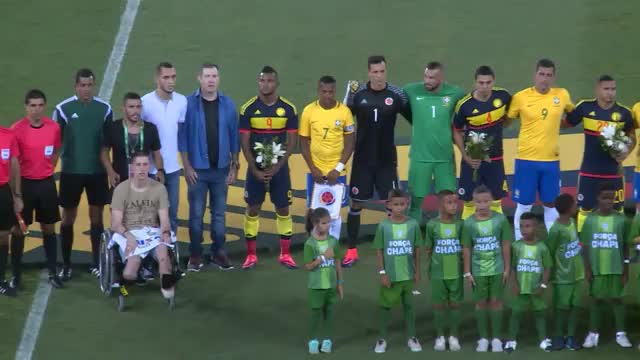 Überlebende Chapecoense-Profis gefeiert