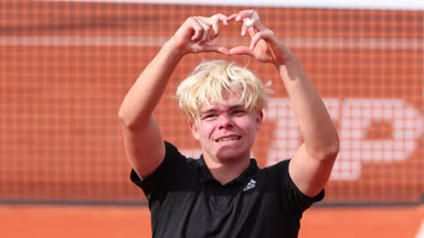 Deutscher Tennis-Teenie sorgt für Furore