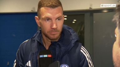 Hier erklärt Dzeko den Schalke-Wahnsinn Hier erklärt Dzeko den Schalke-Wahnsinn