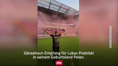 Gänsehaut-Empfang für Lukas Podolski in Polen