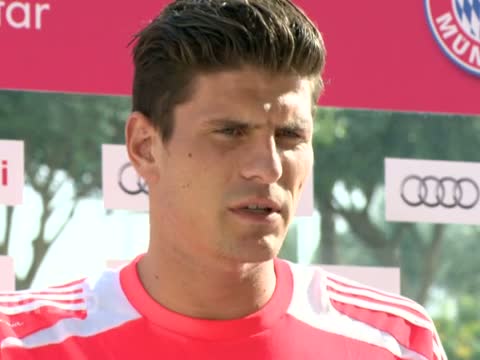 FCB-Kapitän Lahm: "Es gibt nur einen Deutschen Meister"