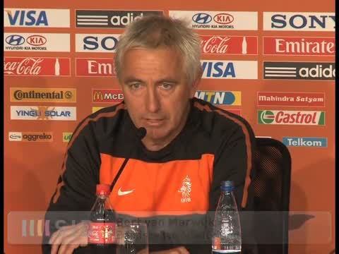 Holland hofft gegen Vorbild Uruguay auf Sneijder und Robben