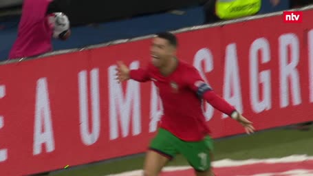 Highlights: Ronaldo und Co. zerlegen Polen