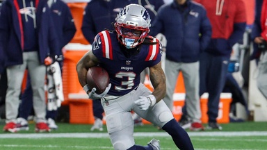 Douglas bringt Patriots in Führung