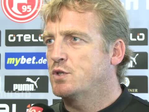 Fortuna-Trainer Büskens freut sich auf ein friedliches Derby