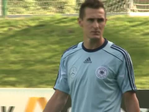 Schulterverletzung: Klose fällt wohl aus