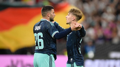 DFB-Duo betreibt Eigenwerbung DFB-Duo betreibt Eigenwerbung