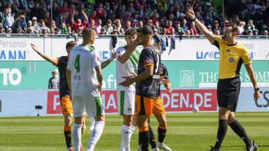 Rekord! Blitz-Platzverweis in der 2. Bundesliga