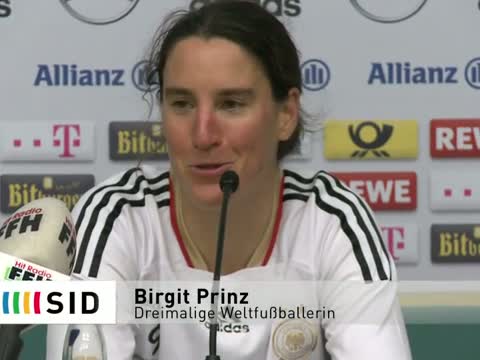Bewegender Abschied für DFB-Rekordnationalspielerin Birgit Prinz
