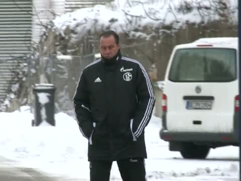 Schalke 04 trennt sich von Trainer Stevens - Keller übernimmt