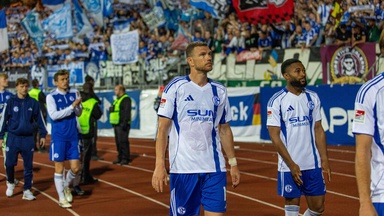 Nach Pleite: Dzeko verteidigt Schalker Ibiza-Trip Nach Pleite: Dzeko verteidigt Schalker Ibiza-Trip