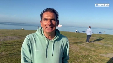 Poldi-Wegbegleiter verabschiedet "einen ganz Großen" Poldi-Wegbegleiter verabschiedet "einen ganz Großen"