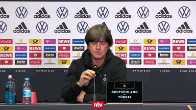 Löw über die Aufstellung gegen die Türkei