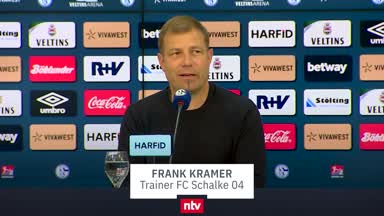 FC Schalke präsentiert seinen neuen Cheftrainer