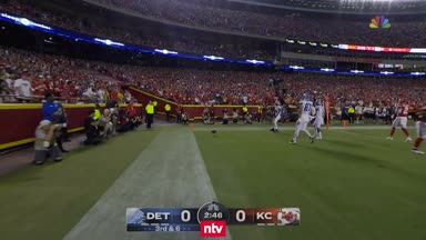 Amon-Ra St. Brown erzielt den ersten TD der NFL-Saison!