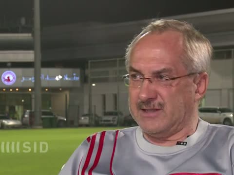 Stielike über WM 2022: "Nicht im Juni oder Juli spielen"