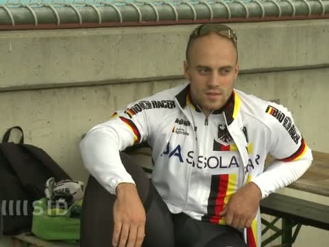 Bahnrad: Levy gewinnt Silber im Keirin