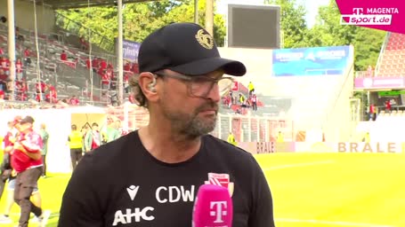 "Peinlich!" Kult-Coach Wollitz tobt nach Elfer-Pfiff
