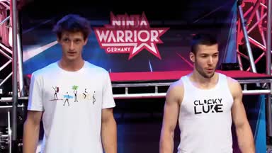 Moritz Hans und Lukas Kilian am Power Tower