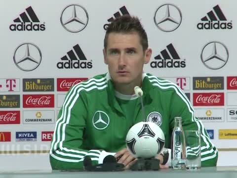 Klose vor Halbfinale gegen Italien: Wir sind schwer zu schlagen