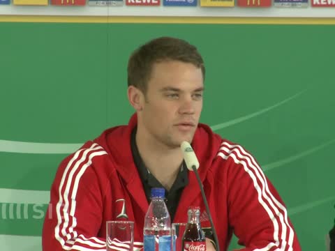 Löw und Neuer mit DFB-Elf ohne Angst gegen Holland