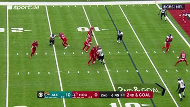 Stroud findet Dell nach Scramble in der Endzone