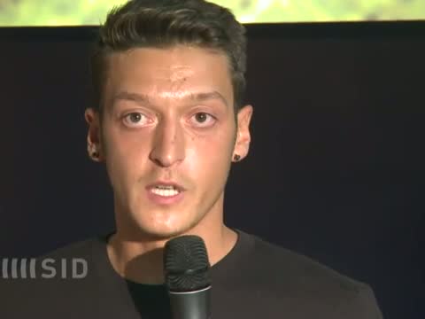 Transfercoup perfekt: Özil wechselt zu Arsenal