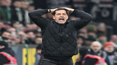 "Schlechte Defensive kostet Toppmöller den Job"