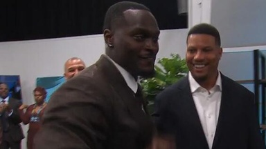 Cardinals schnappen sich Love