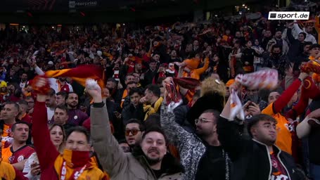Frankfurt gegen Gala als stimmungsvolles Spektakel