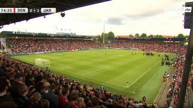 Eriksen bricht in Testspiel zusammen