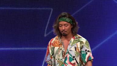 Jun Kim fliegt durch den Parcours