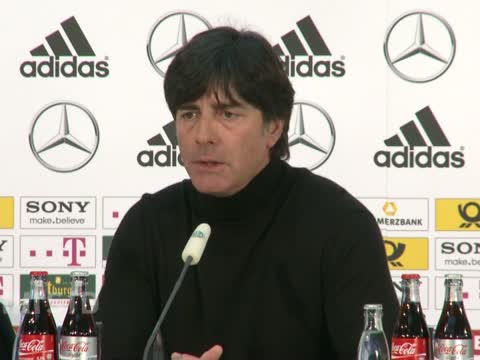 Löw: Schwedens Abwehr funktioniert schulbuchmäßig