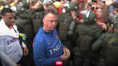 "Feierbiest" Van Gaal - einer für den DFB?