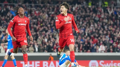 Highlights: Freiburg nach Schützenfest im Viertelfinale