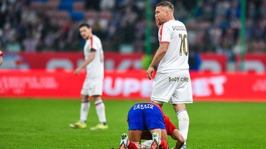 Poldi-Ausraster! Weltmeister boxt Gegner um