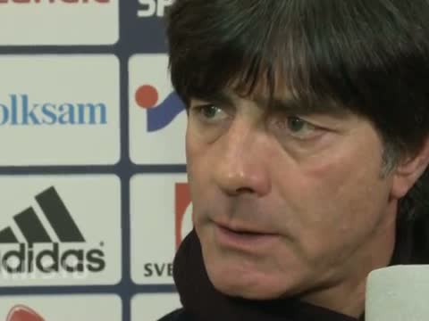 Löw nach Schweden-Wahnsinn: Mit Abwehrsorgen zum neuen Vertrag