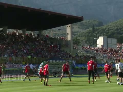 Die Bayern am Gardasee: Schweinsteiger geht, Robben kommt